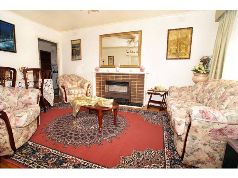 102 Darebin Drive, Thomastown VIC 3074