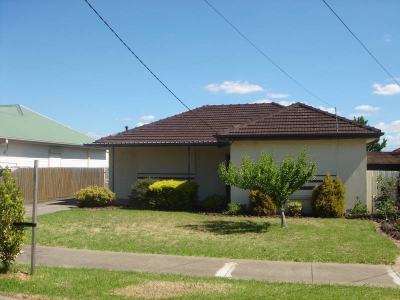 15 Dickens Street, Lalor VIC 3075