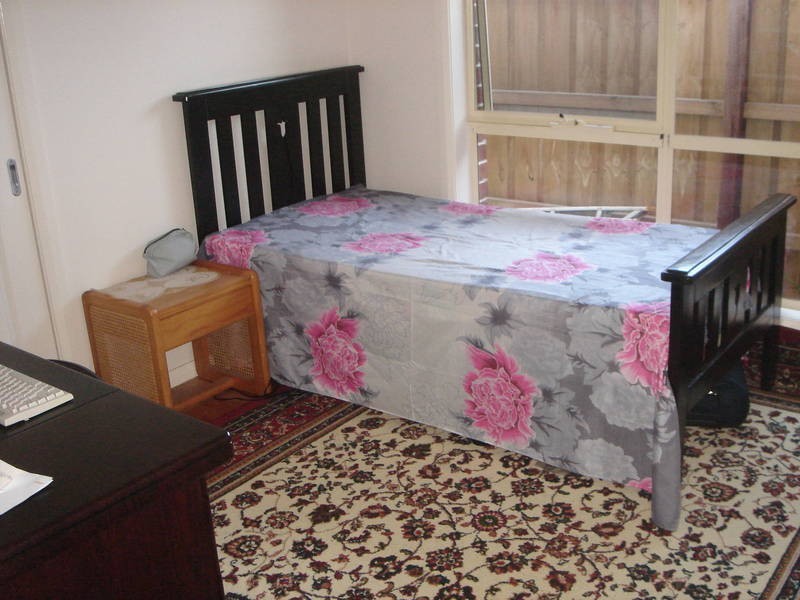 2/32 Salisbury Street, Glenroy VIC 3046