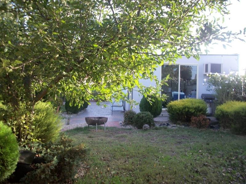 7 Kingsley Court (Bungalow), Thomastown VIC 3074