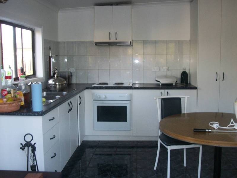 7 Kingsley Court (Bungalow), Thomastown VIC 3074