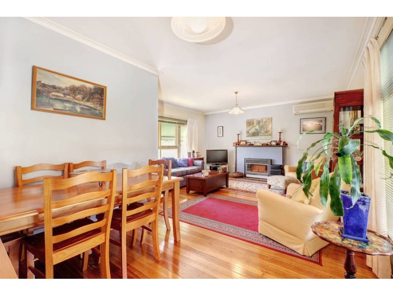 8 Lucille Court, Reservoir VIC 3073