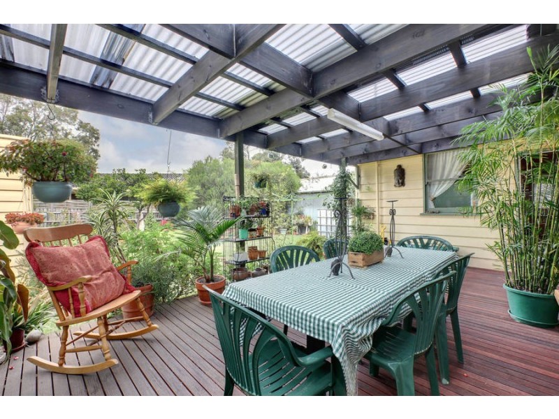 8 Lucille Court, Reservoir VIC 3073