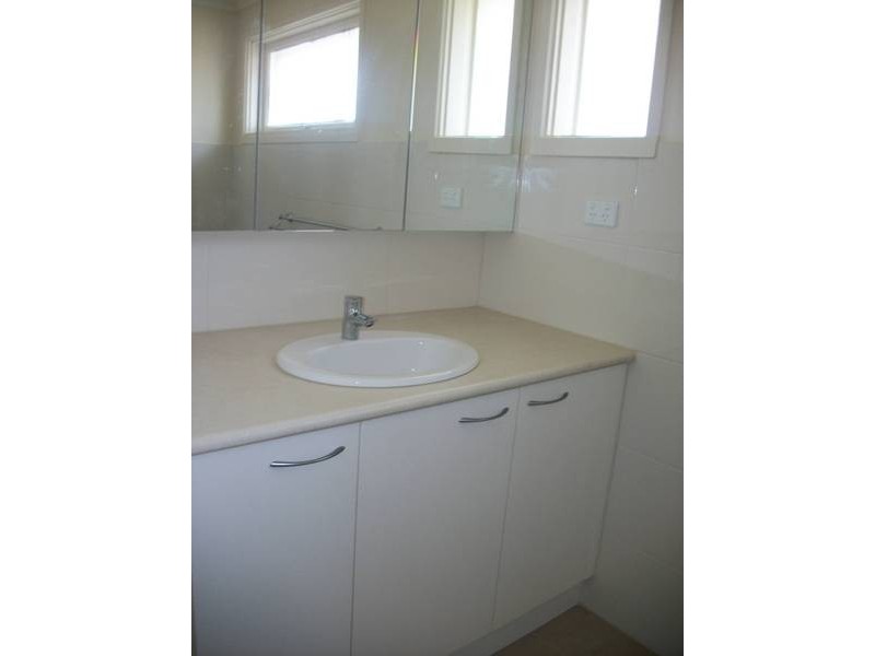 12 Cleveland Street, Thomastown VIC 3074