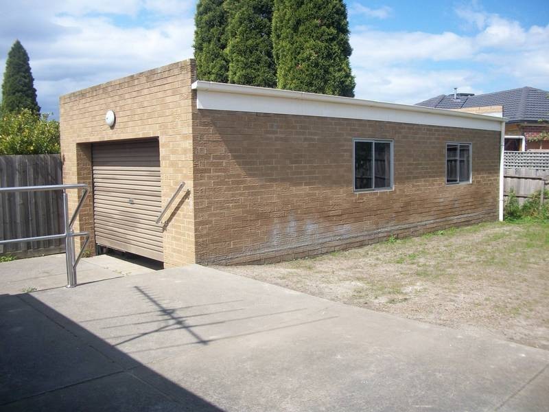 12 Cleveland Street, Thomastown VIC 3074