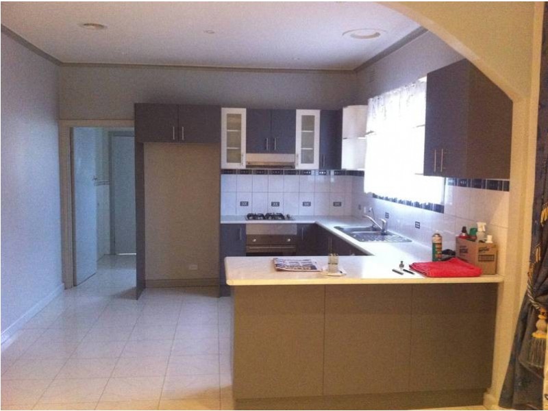 8 Palm Street, Thomastown VIC 3074