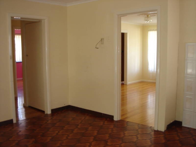 16 Chapman Avenue, Thomastown VIC 3074