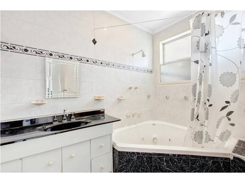 14 Jocelyn Street, Thomastown VIC 3074