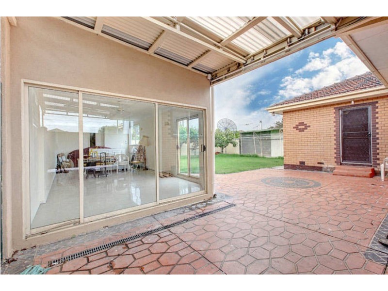 14 Jocelyn Street, Thomastown VIC 3074