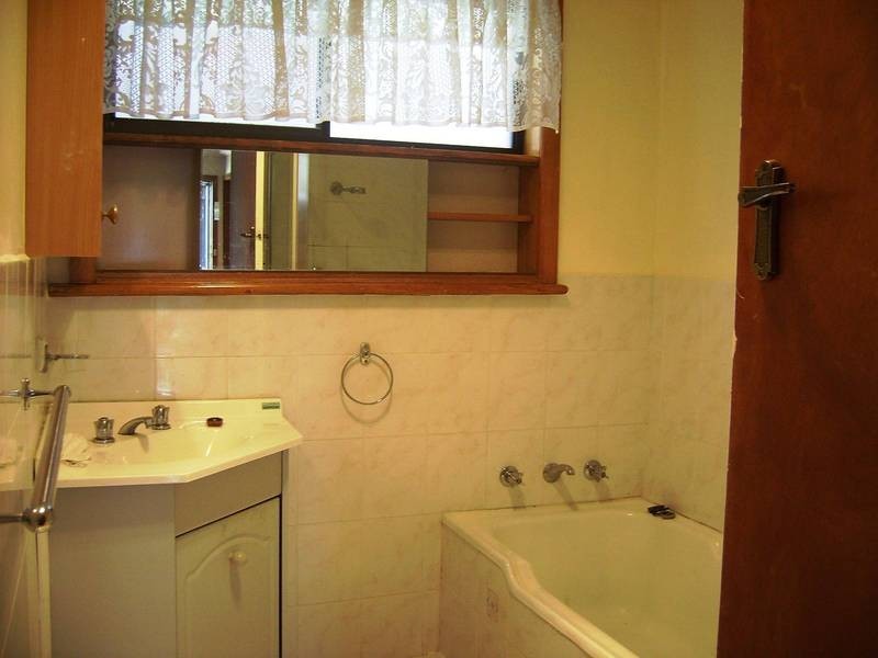 40 Purinuan Road, Reservoir VIC 3073