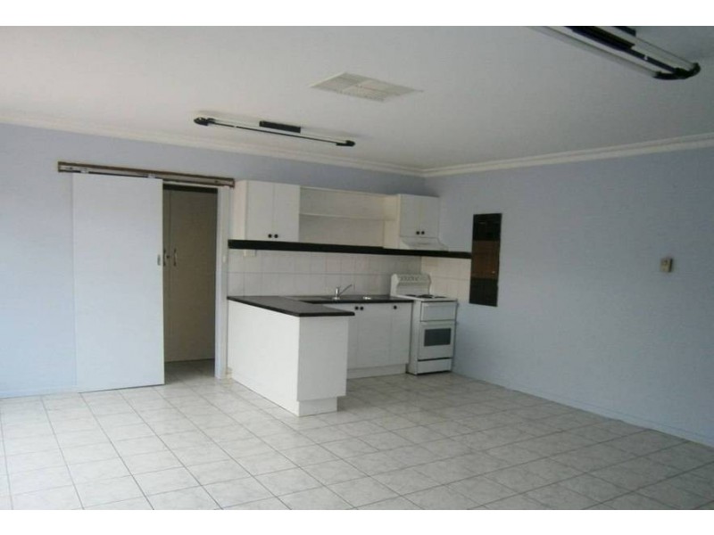 12 Kenna Drive, Lalor VIC 3075