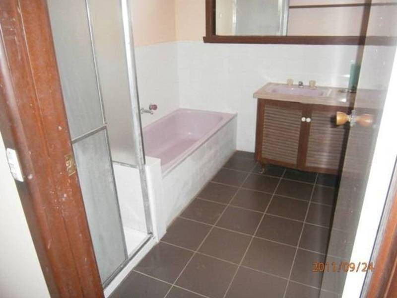 4 Kefford Avenue, Lalor VIC 3075