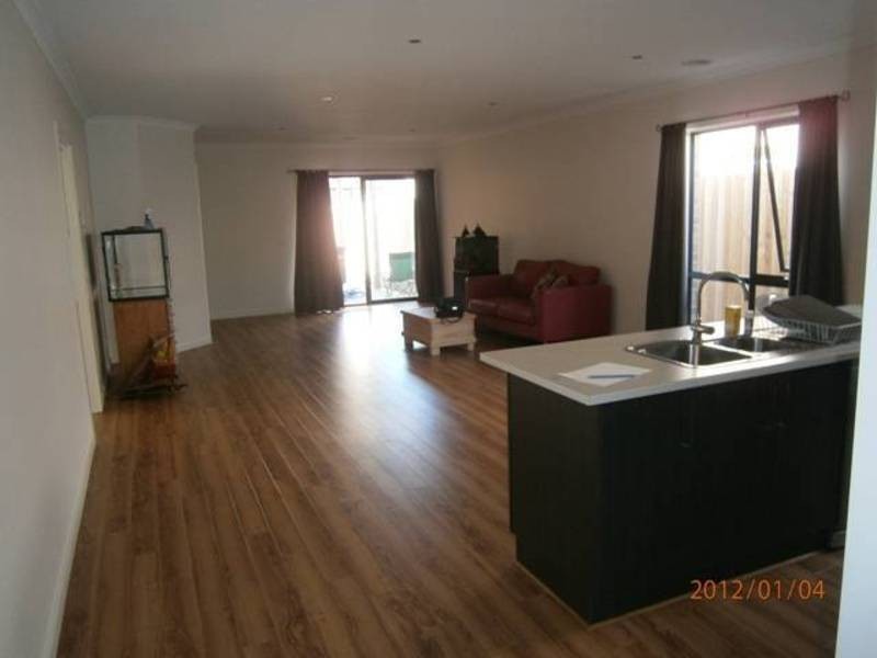 53  FORTRESS ROAD, Doreen VIC 3754