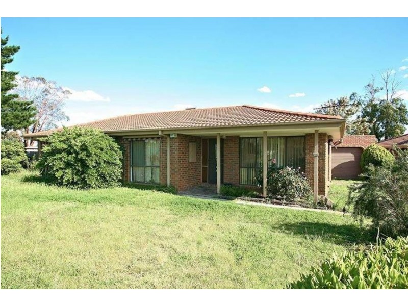 23 Shakespeare drive, Delahey VIC 3037