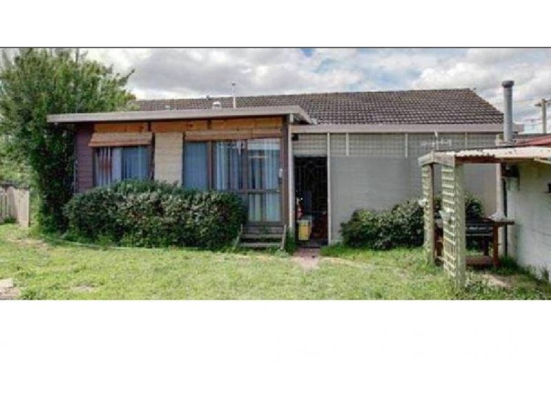 15 Brentwood, Thomastown VIC 3074