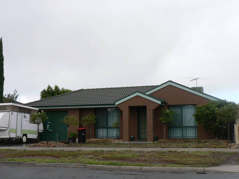 51 Catherine Drive, Hillside VIC 3037
