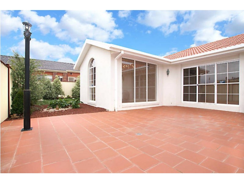 9 Wattlevalley Drive, Hillside VIC 3037