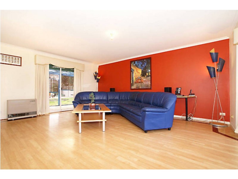 5 Sandpiper Drive, Taylors Lakes VIC 3038