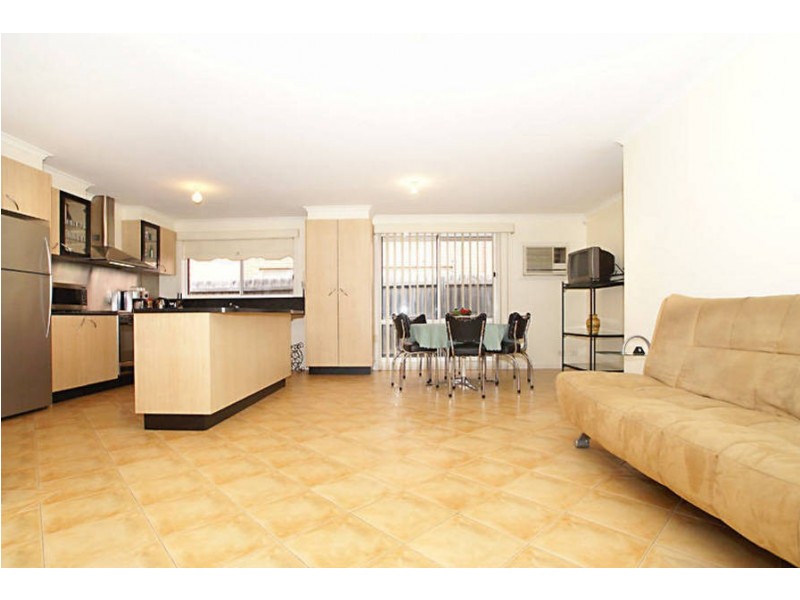 5 Sandpiper Drive, Taylors Lakes VIC 3038
