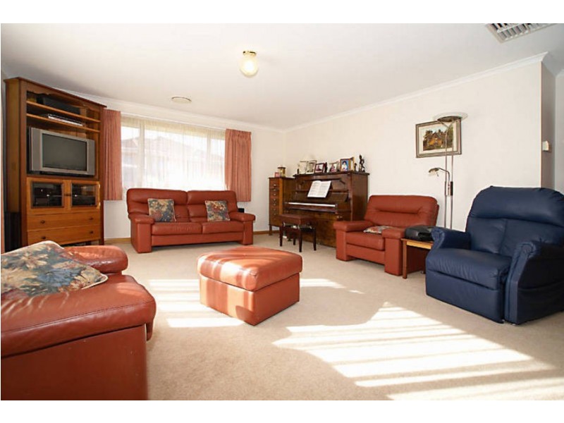 3 Jenny Court, Hillside VIC 3037