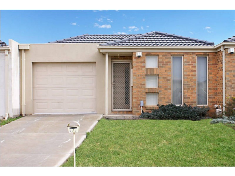 2/3 Lorraine Court, Hillside VIC 3037