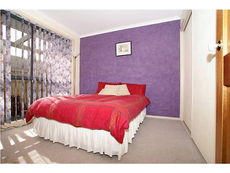 7 Leslie Court, Hillside VIC 3037