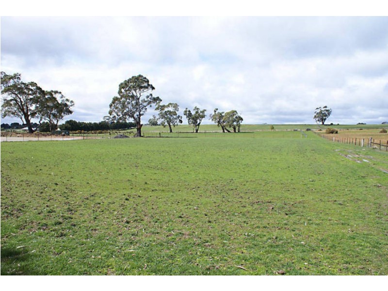 208 Batters Lane, Kyneton VIC 3444