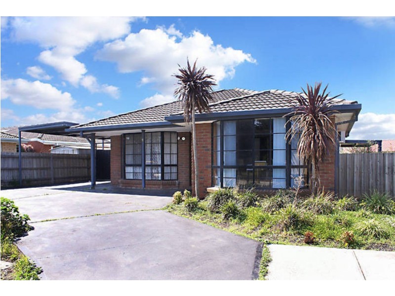 8 Sandstone Court, Delahey VIC 3037