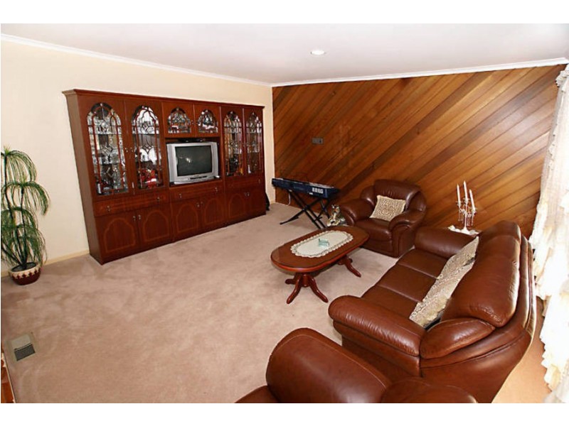 5 Wellington Street, Kings Park VIC 3021