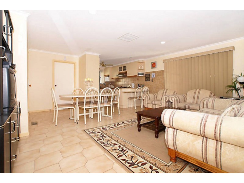 5 Wellington Street, Kings Park VIC 3021