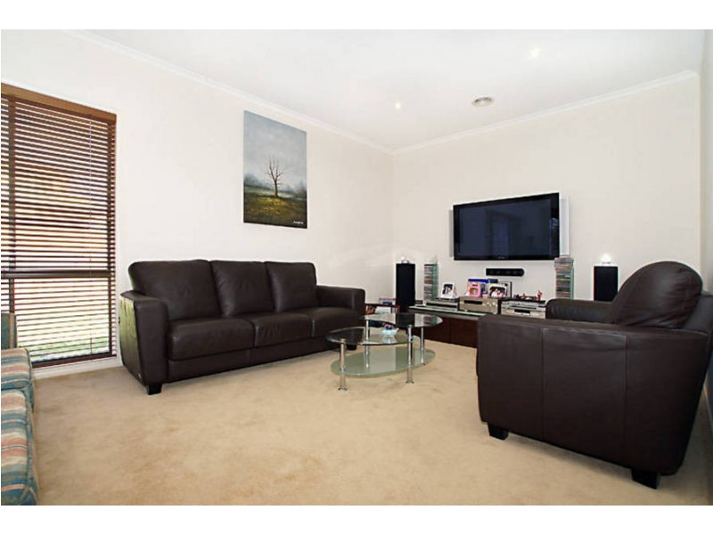 107 Allenby Road, Hillside VIC 3037