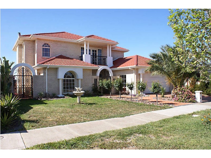 20 Highwood Drive, Hillside VIC 3037