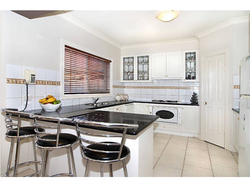 20 Highwood Drive, Hillside VIC 3037