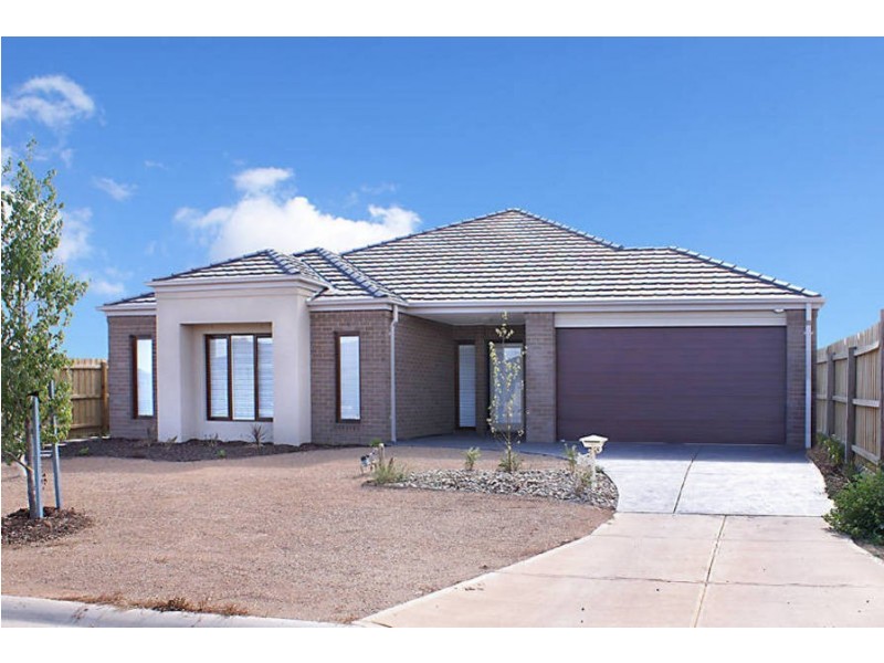 24 Balmain Circuit, Taylors Hill VIC 3037