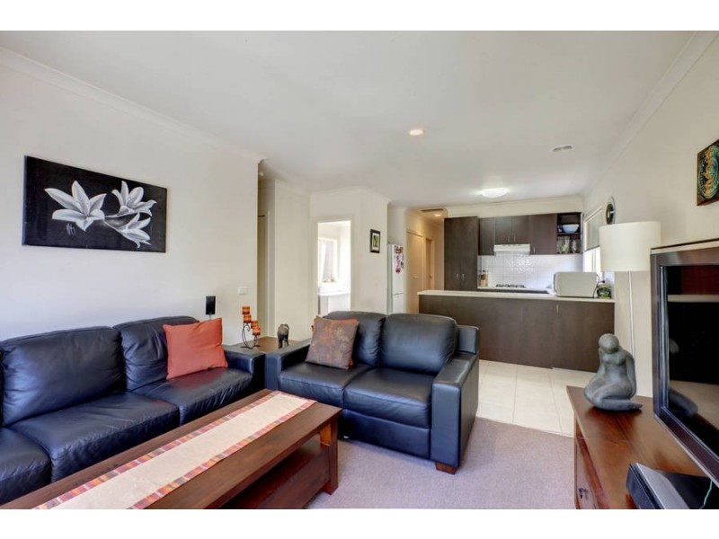 12 Tintern Loop, Hillside VIC 3037