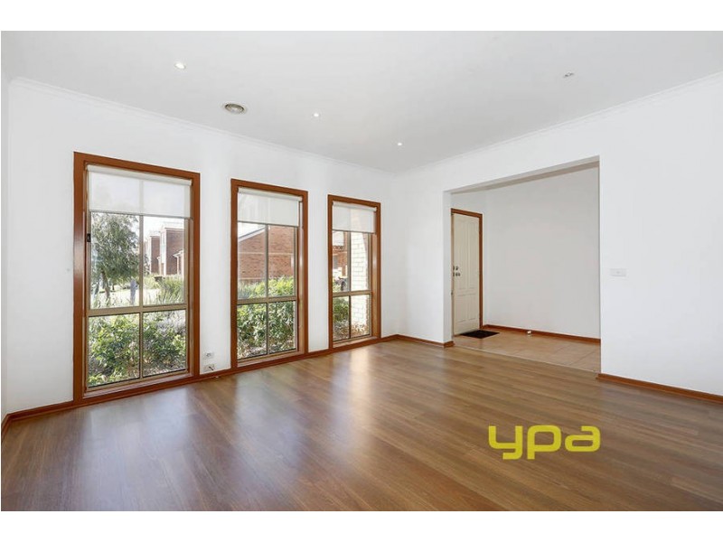 15 Amberlea Circuit, Taylors Hill VIC 3037