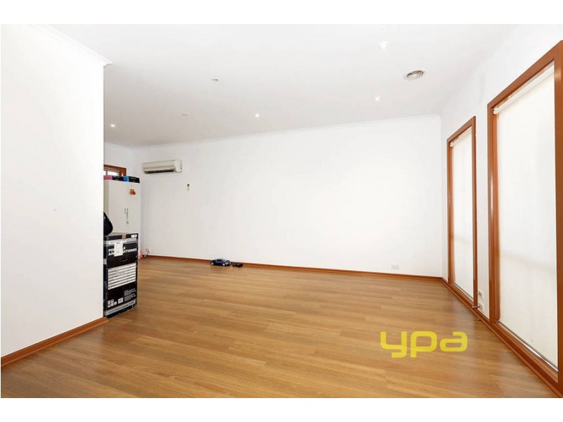 15 Amberlea Circuit, Taylors Hill VIC 3037