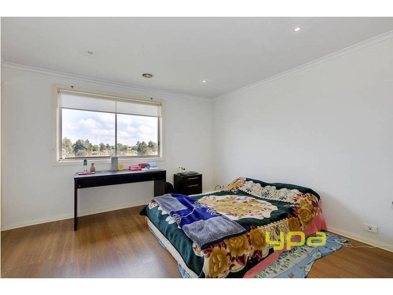 15 Amberlea Circuit, Taylors Hill VIC 3037