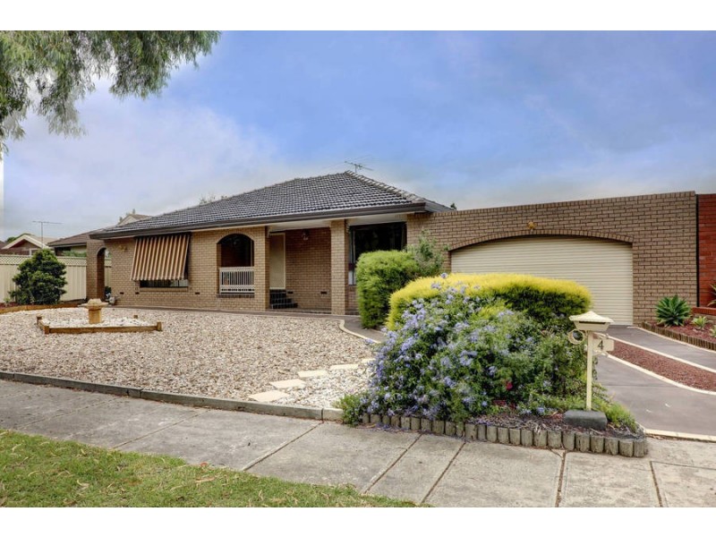 4 Bean Court, Keilor Downs VIC 3038