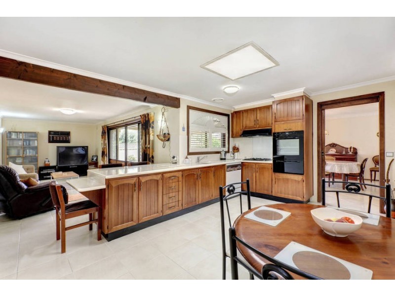 4 Bean Court, Keilor Downs VIC 3038