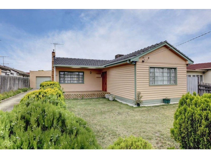 24 Belmore Road, Sunshine North VIC 3020