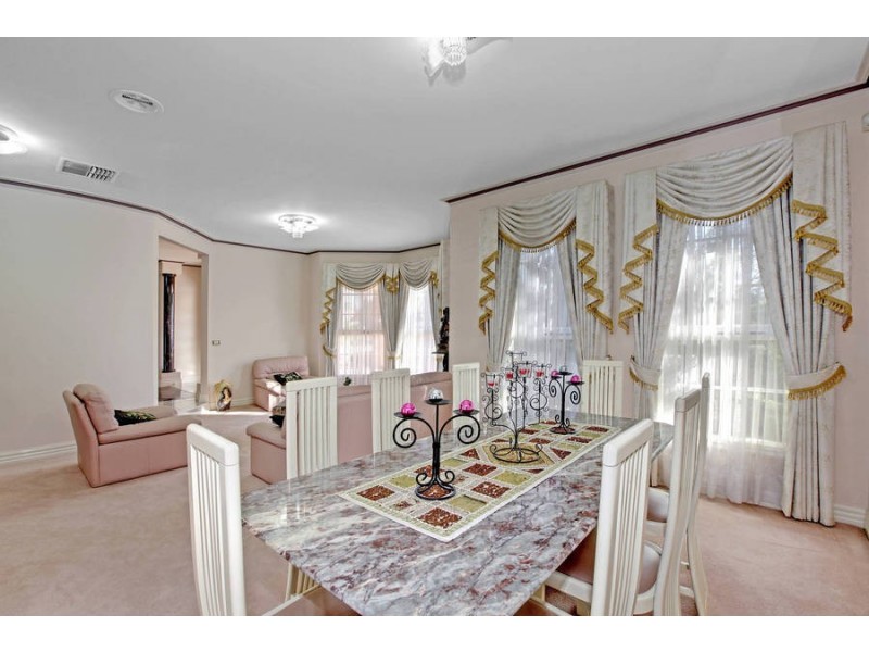 85 Nordic Avenue, Taylors Lakes VIC 3038