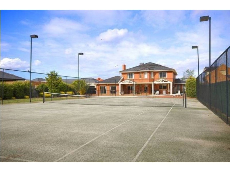 85 Nordic Avenue, Taylors Lakes VIC 3038