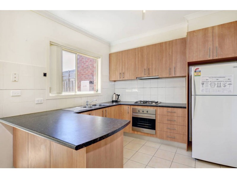 4/37 Victoria Road, Sydenham VIC 3037