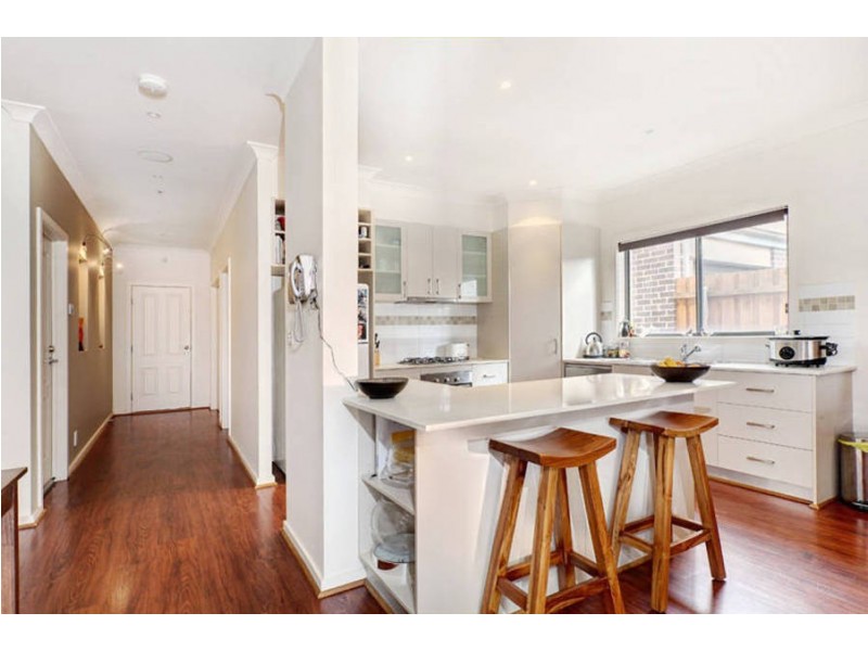 9 Ultimo Walk, Taylors Hill VIC 3037