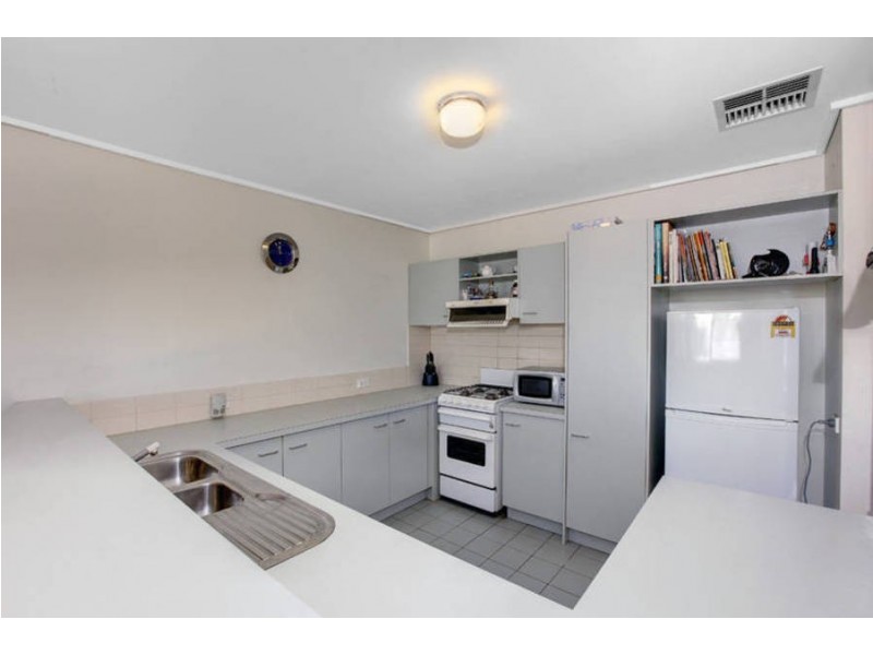 34 Village Avenue, Taylors Lakes VIC 3038