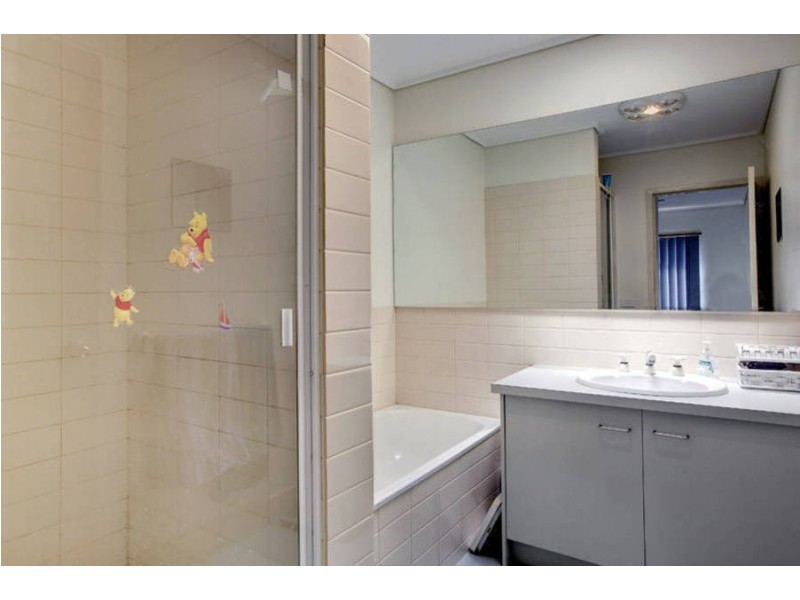 34 Village Avenue, Taylors Lakes VIC 3038