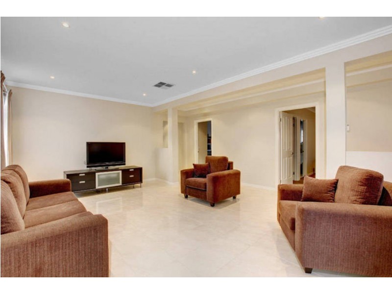 Taylors Hill VIC 3037