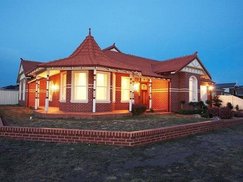 14 Duchess Court, Hillside VIC 3037