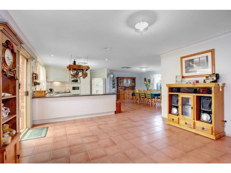 3 Oxford Court, Sydenham VIC 3037